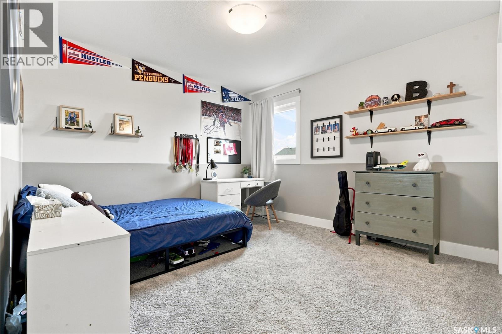 575 Childers Crescent, Saskatoon, SK - Indoor Photo Showing Bedroom