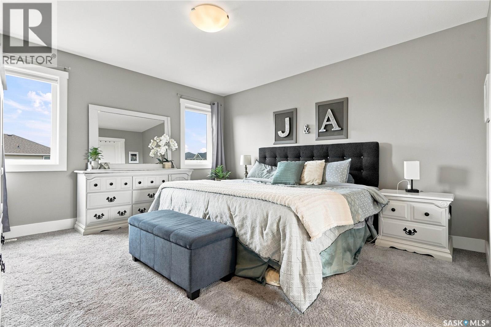 575 Childers Crescent, Saskatoon, SK - Indoor Photo Showing Bedroom