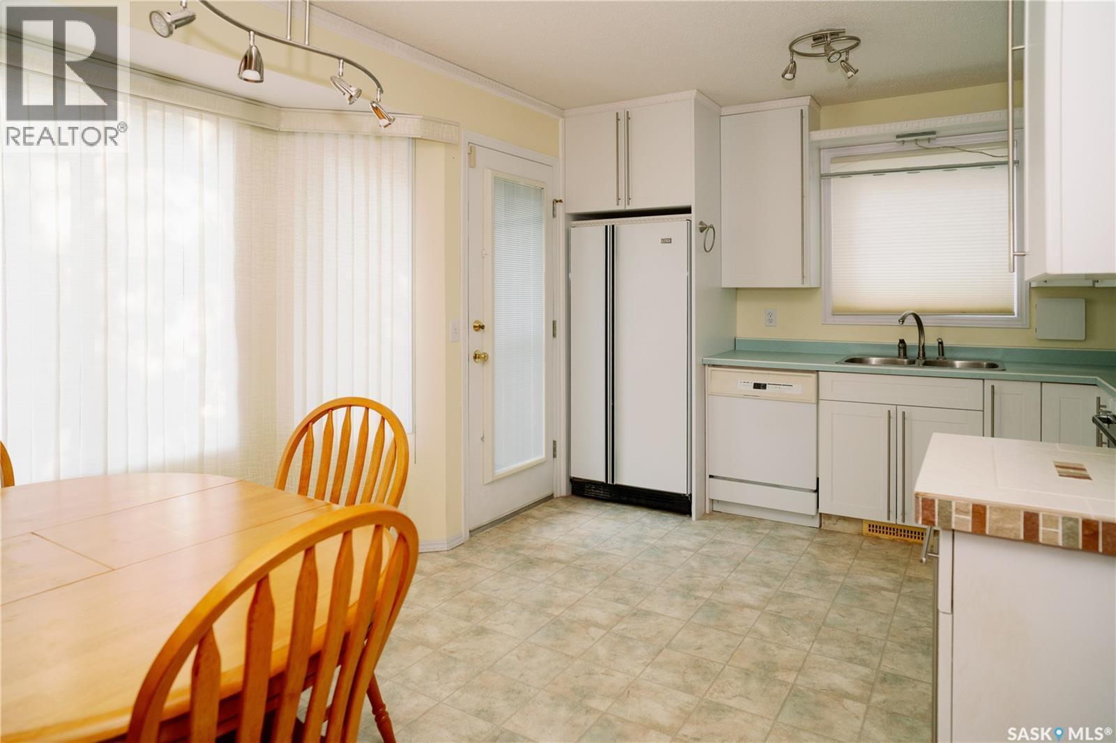 939 Haslam Crescent, Saskatoon, SK - Indoor