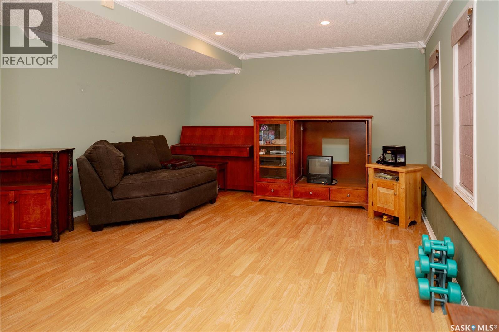 939 Haslam Crescent, Saskatoon, SK - Indoor