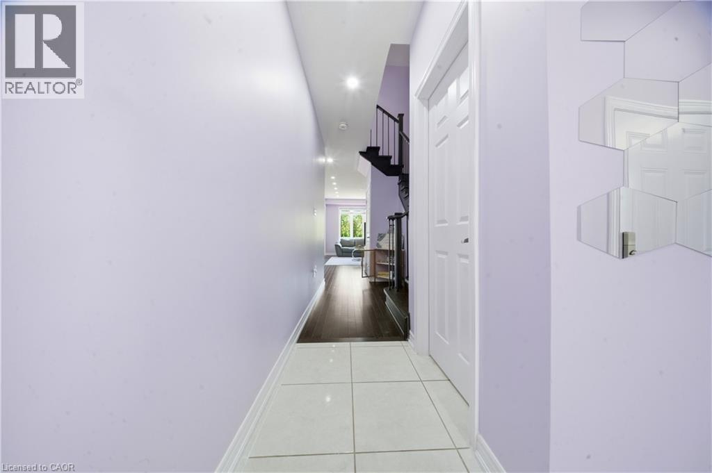 166 Deerpath Drive Unit# 32, Guelph, ON - Indoor Photo Showing Other Room