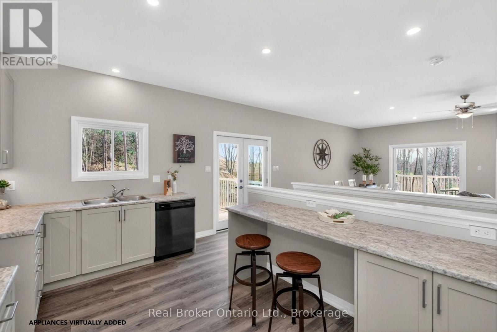 90 14 Concession E, Tiny, ON - Indoor Photo Showing Kitchen With Double Sink