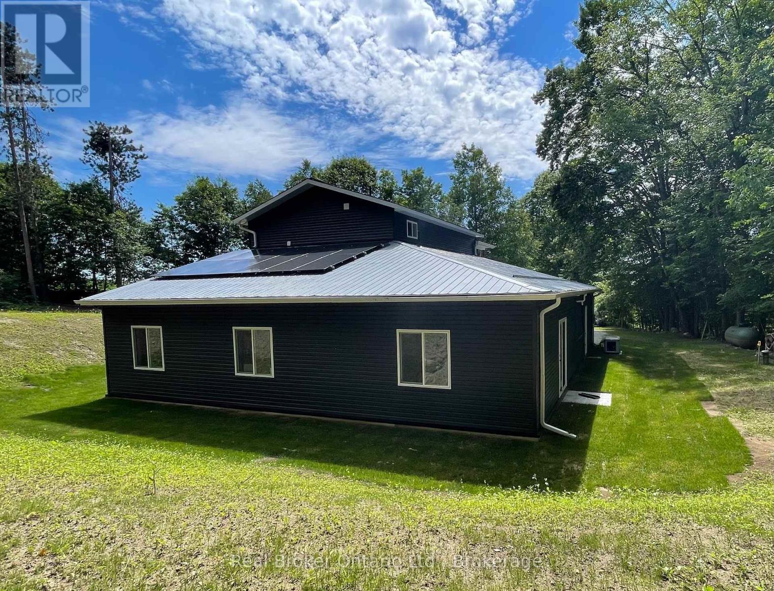 90 14 Concession E, Tiny, ON - Outdoor