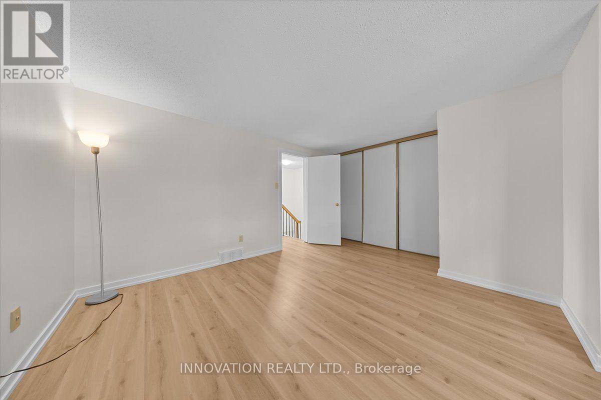 2 - 76 Esterlawn Private, Ottawa, ON - Indoor Photo Showing Other Room