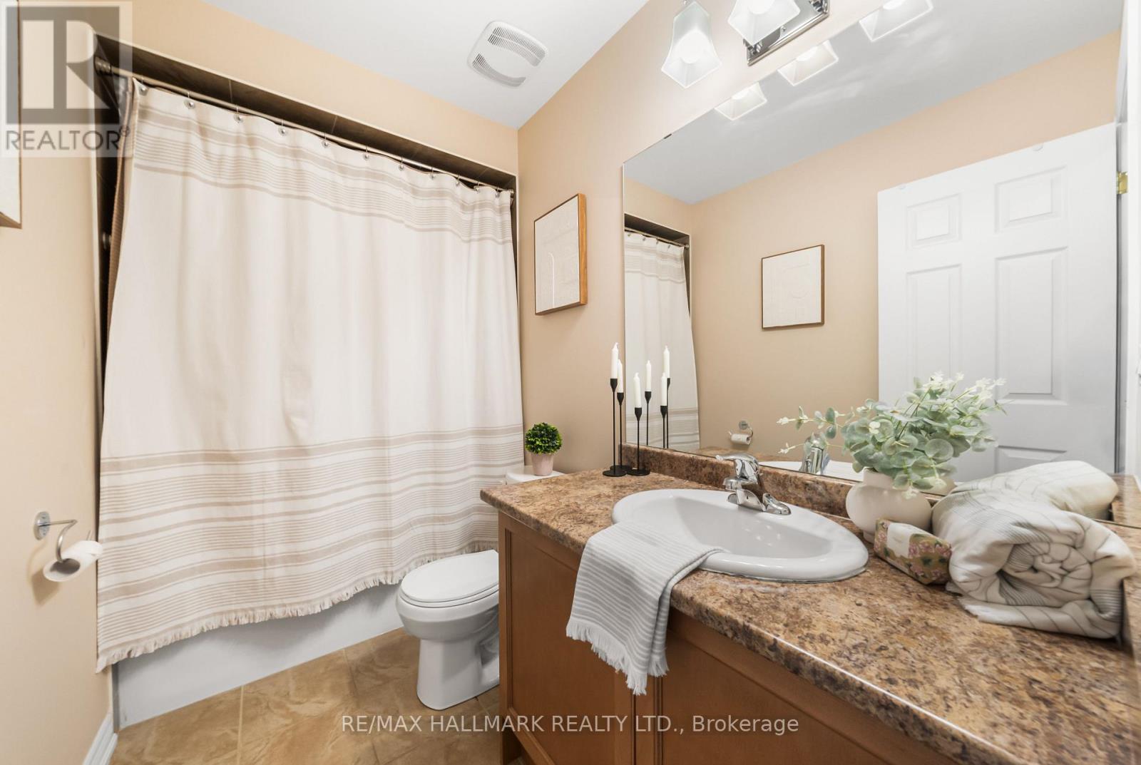 152 Mcdonald Crescent, Clarington, ON - Indoor Photo Showing Bathroom