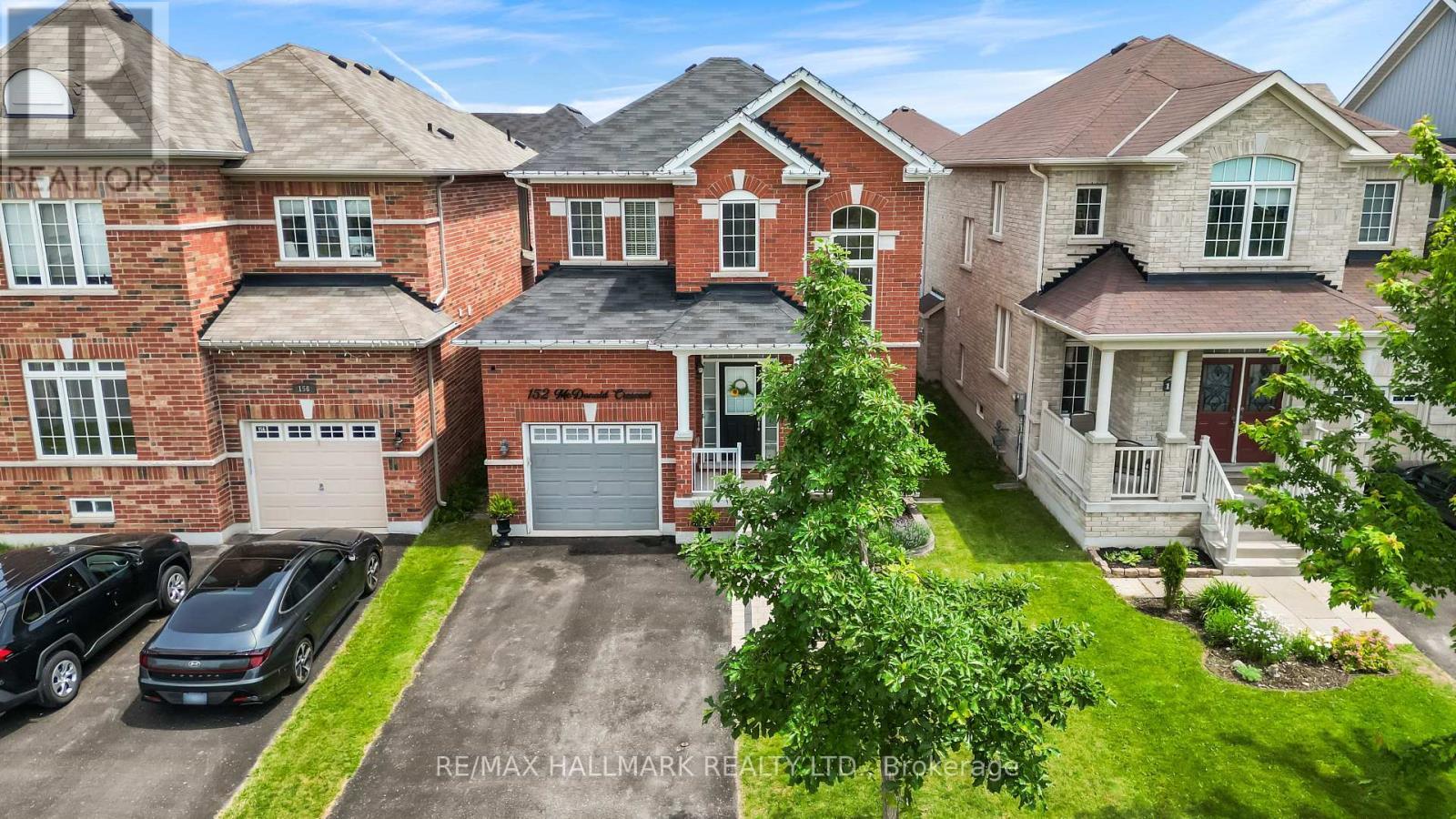 152 Mcdonald Crescent, Clarington, ON - Outdoor With Facade