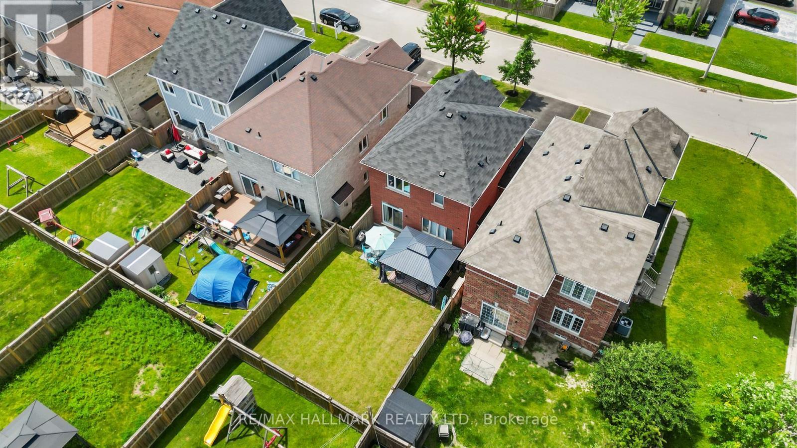 152 Mcdonald Crescent, Clarington, ON - With View