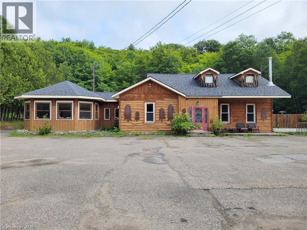 2803 Highway 60, Dwight, ON