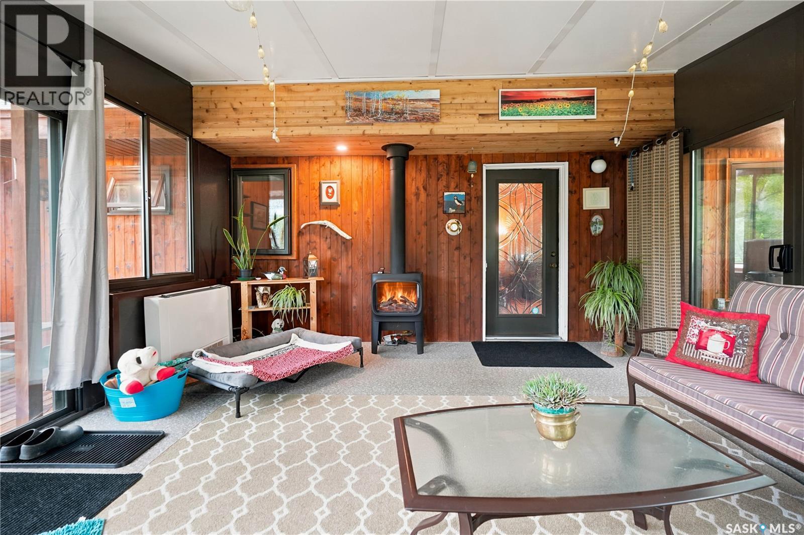 21 Meadow Road, White City, SK - Indoor