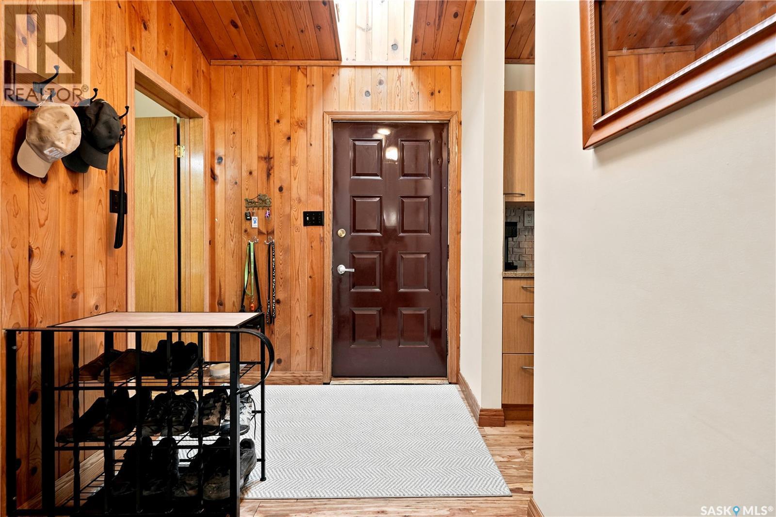 21 Meadow Road, White City, SK - Indoor Photo Showing Other Room