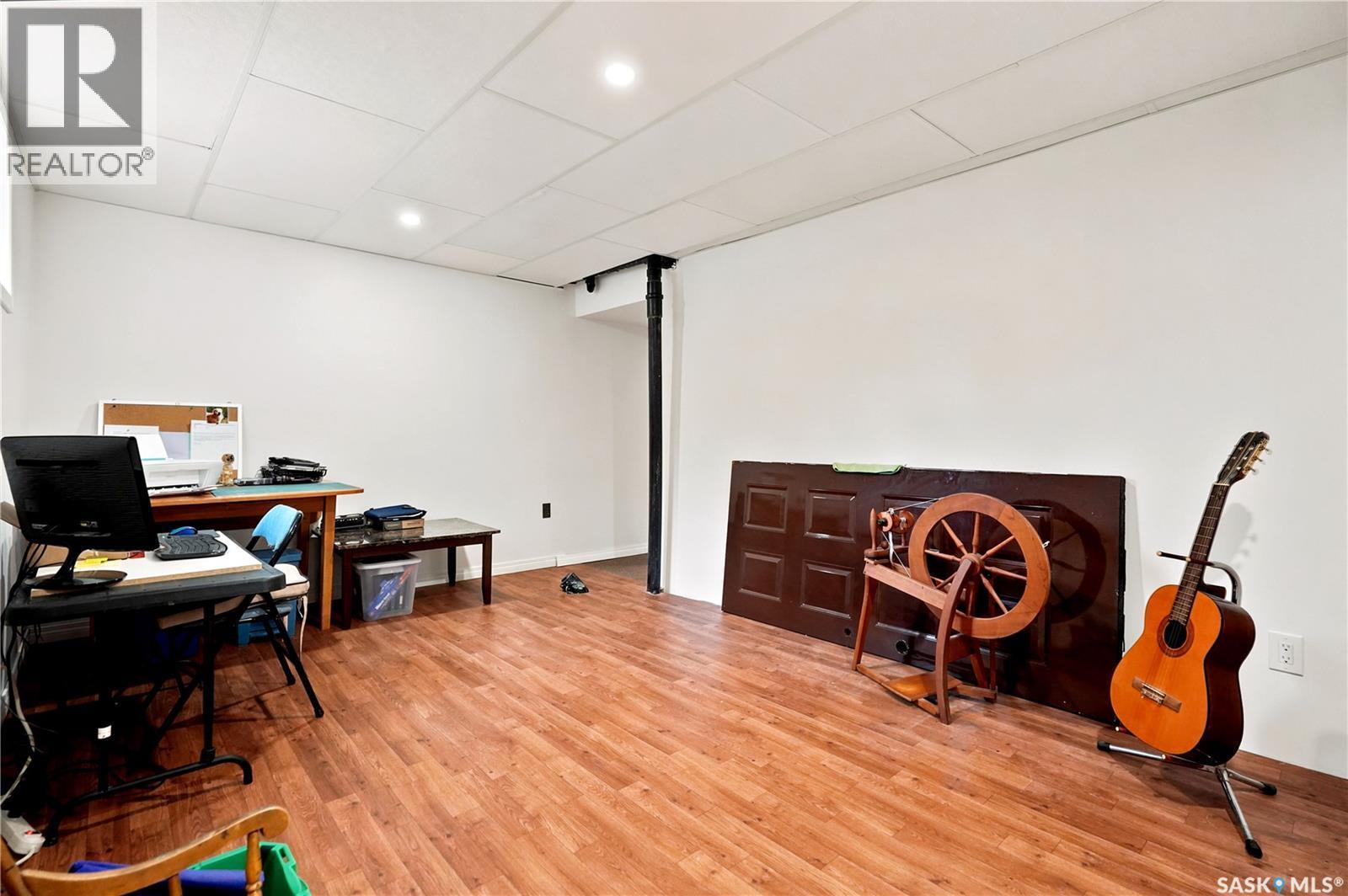 21 Meadow Road, White City, SK - Indoor