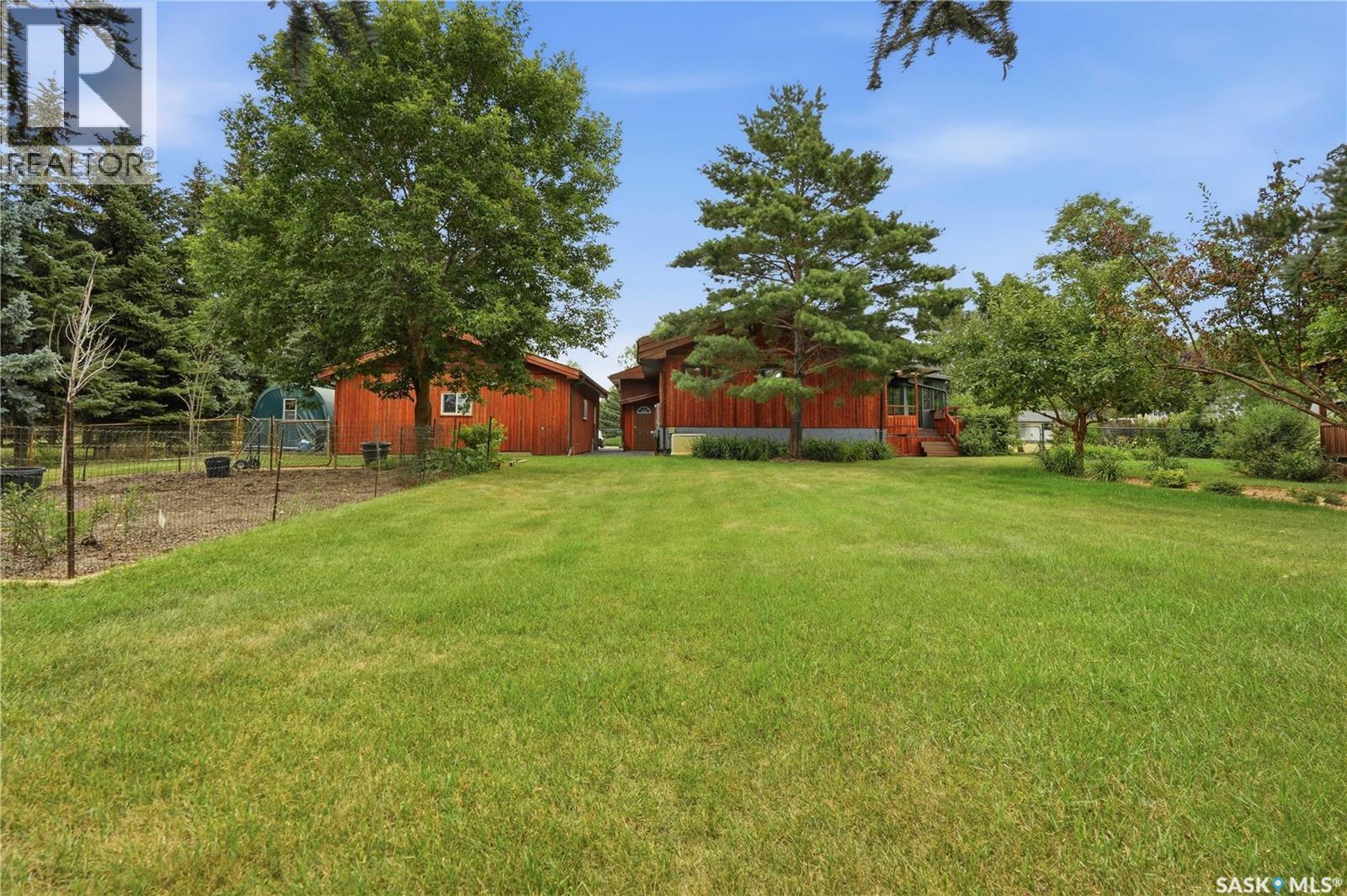 21 Meadow Road, White City, SK - Outdoor
