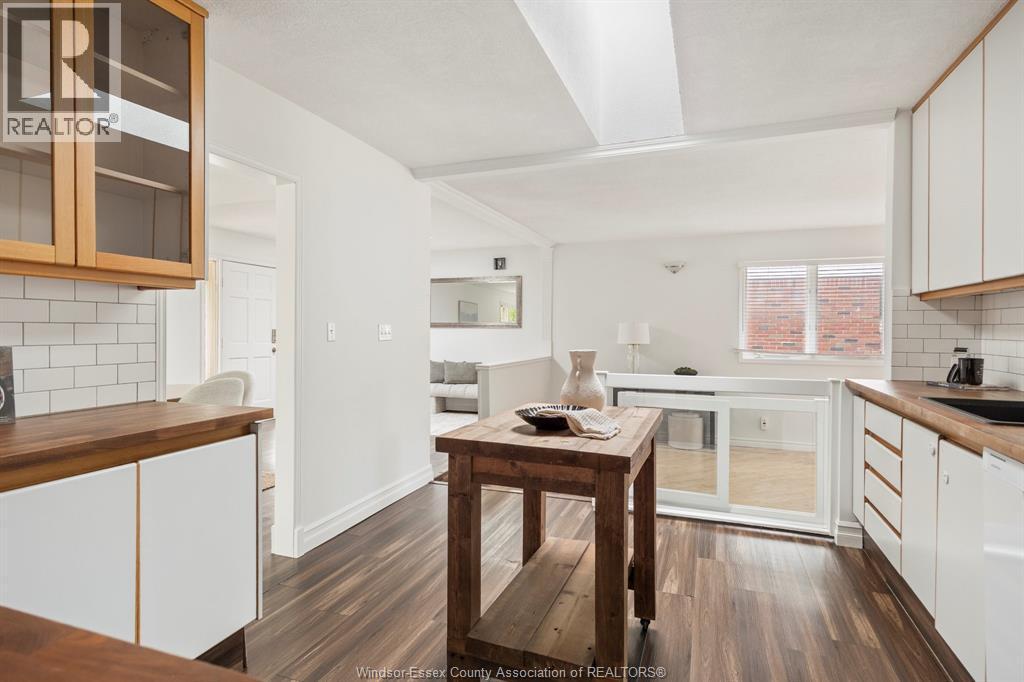 850 Greendale Drive, Windsor, ON - Indoor Photo Showing Kitchen