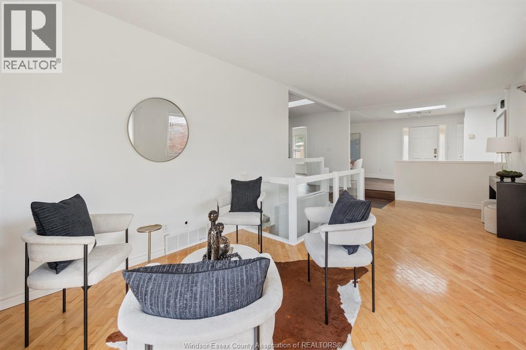 850 Greendale Drive, Windsor, ON - Indoor