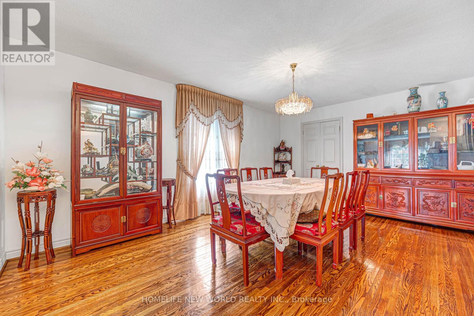 4 Tarbert Road, Toronto, ON - Indoor Photo Showing Dining Room