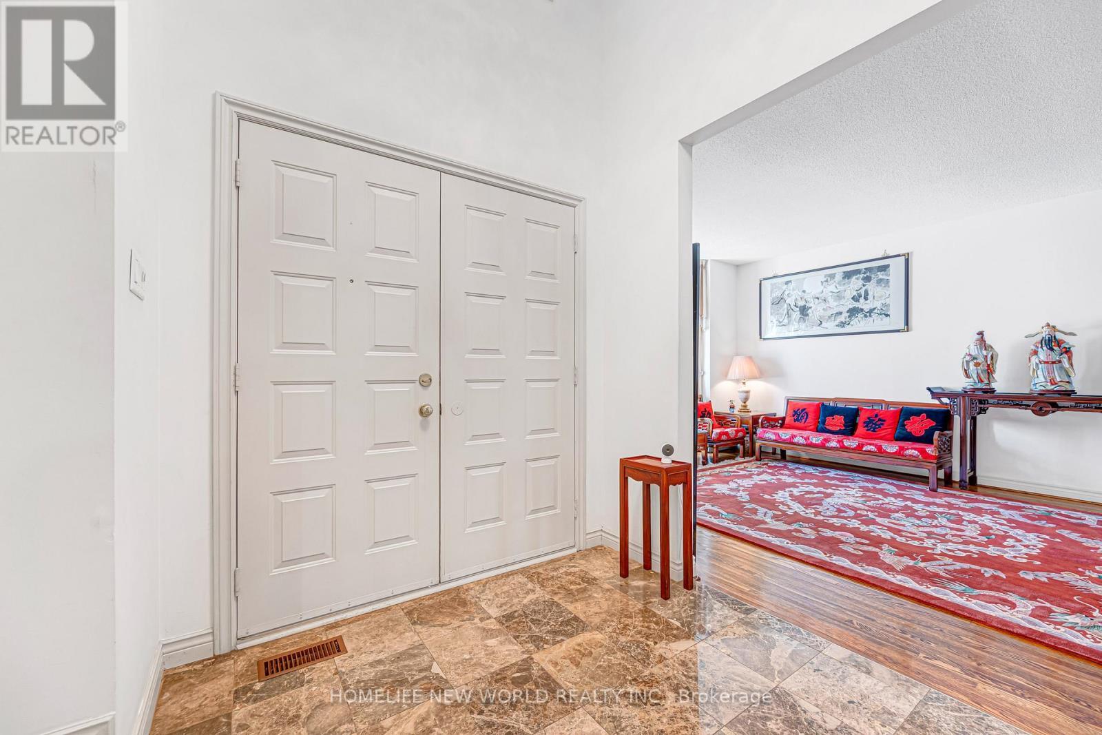 4 Tarbert Road, Toronto, ON - Indoor