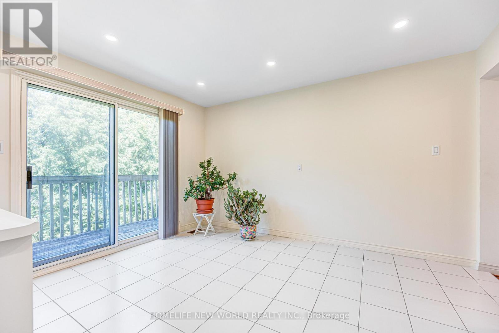 4 Tarbert Road, Toronto, ON - Indoor Photo Showing Other Room