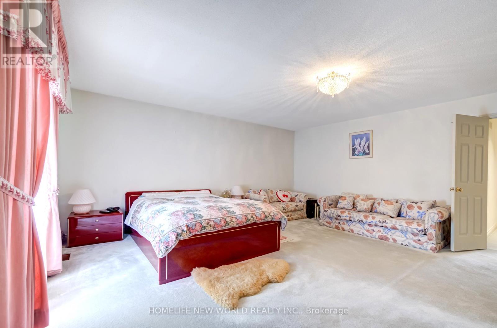4 Tarbert Road, Toronto, ON - Indoor Photo Showing Bedroom