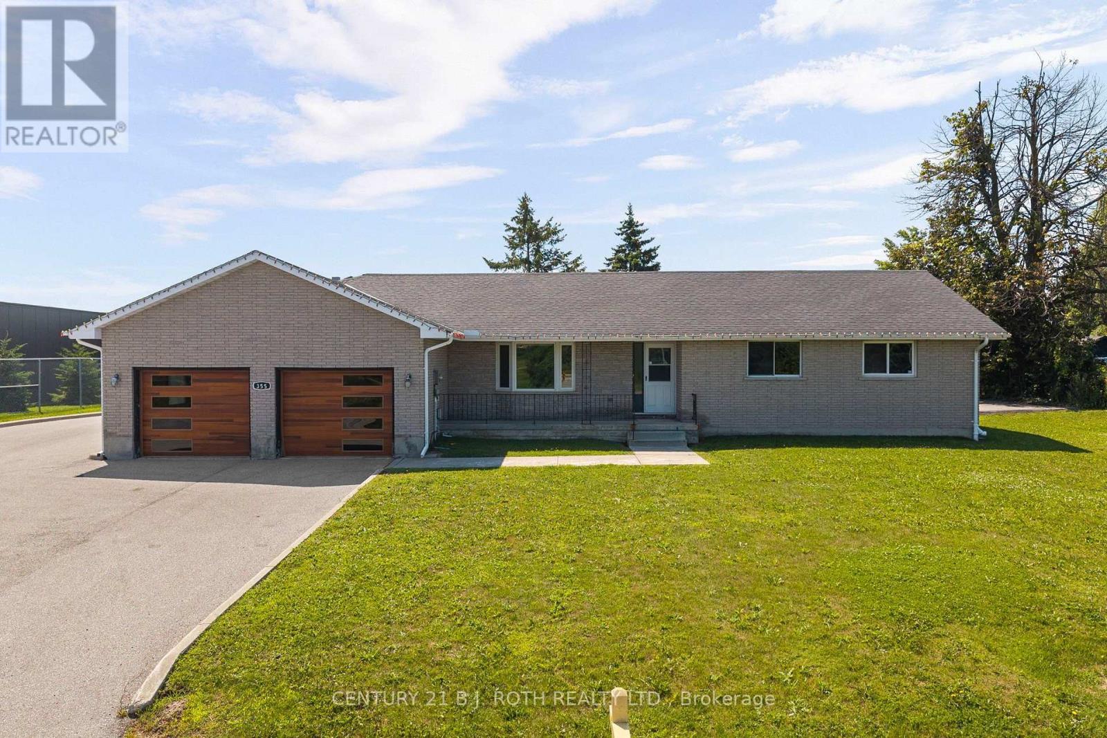355 Mapleview Drive W, Barrie, ON