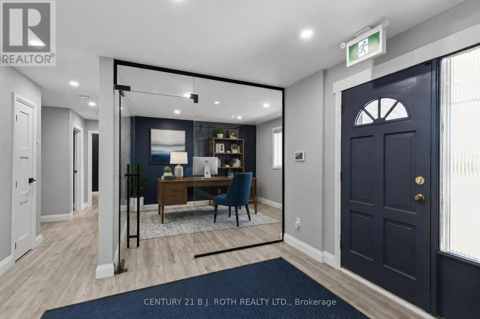 355 Mapleview Drive W, Barrie, ON