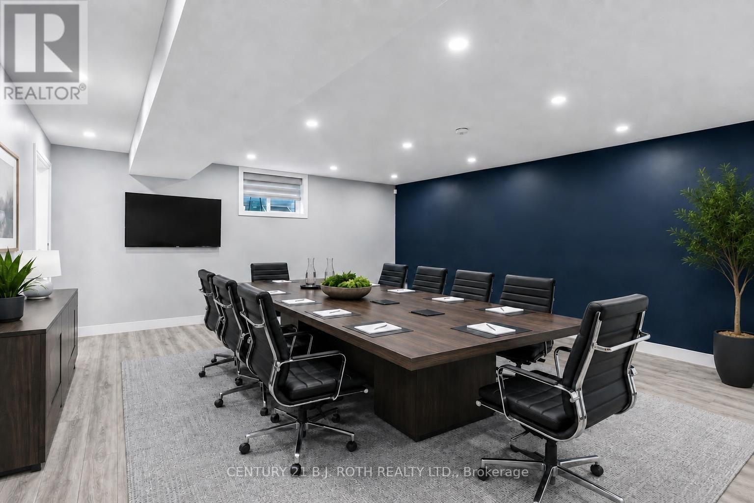 355 Mapleview Drive W, Barrie, ON