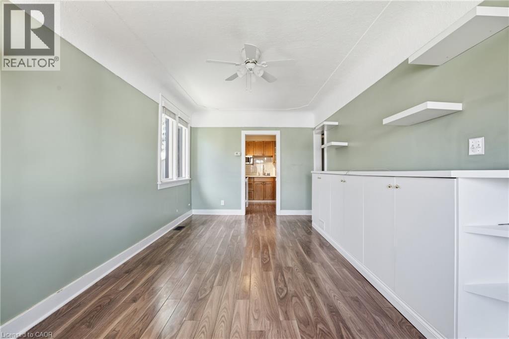 96 Paling Avenue, Hamilton, ON - Indoor Photo Showing Other Room