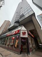 987 BAY STREET Toronto, ON M5S 3C4