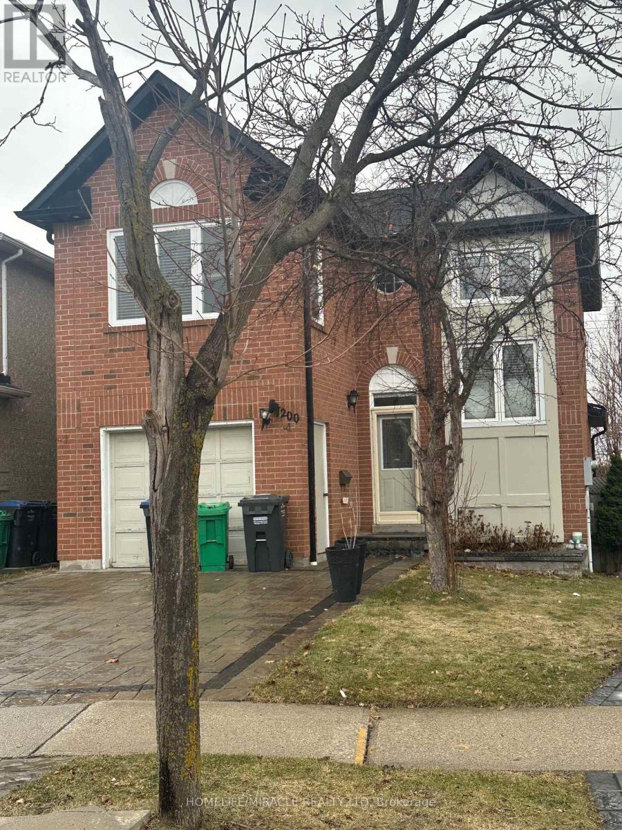 7200 Harding Crescent, Mississauga, ON - Outdoor