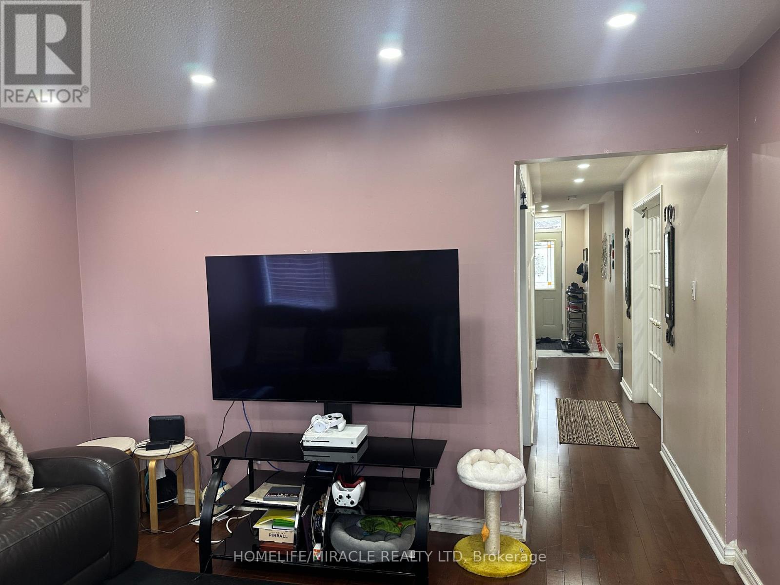 7200 Harding Crescent, Mississauga, ON - Indoor