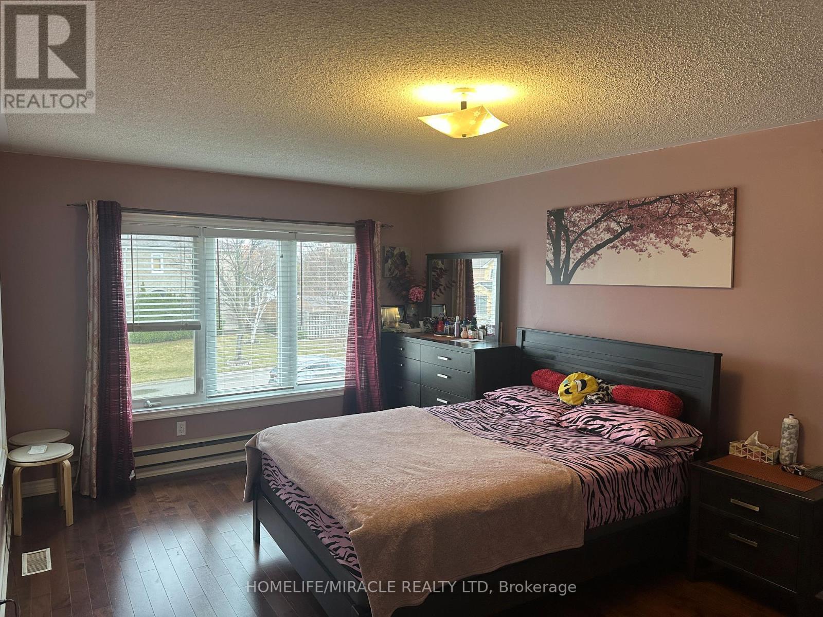 7200 Harding Crescent, Mississauga, ON - Indoor Photo Showing Bedroom