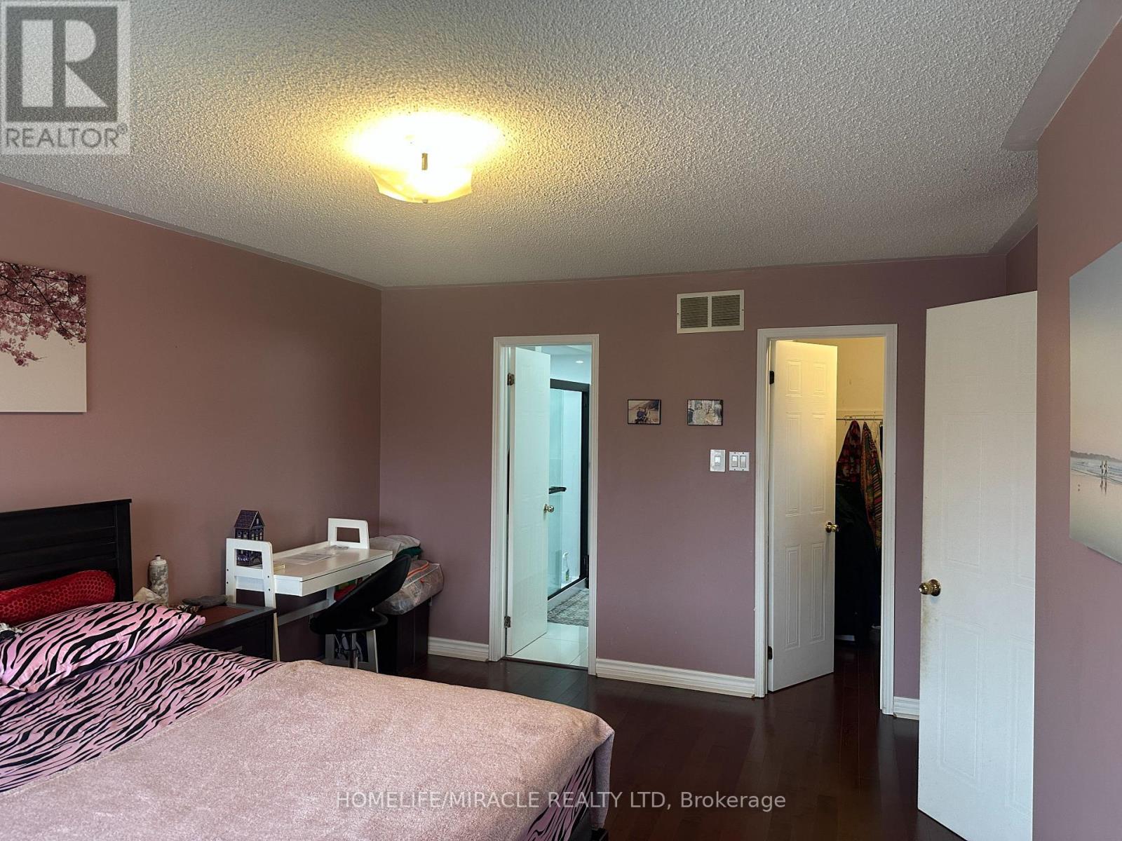 7200 Harding Crescent, Mississauga, ON - Indoor Photo Showing Bedroom