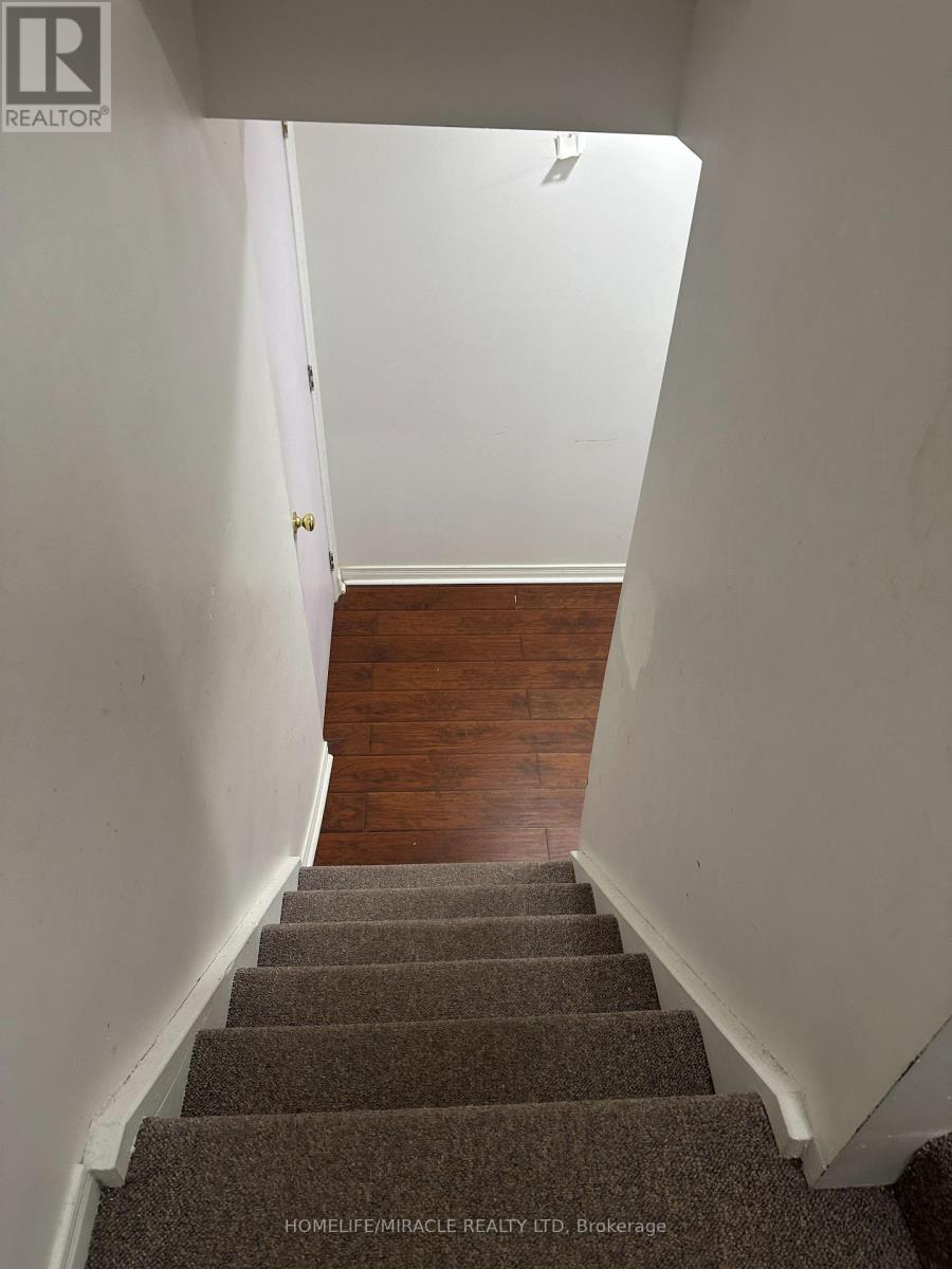 7200 Harding Crescent, Mississauga, ON - Indoor Photo Showing Other Room