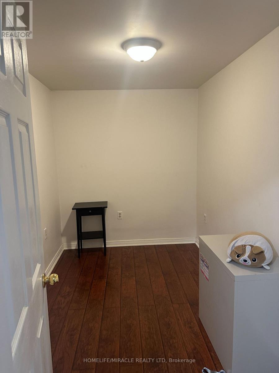 7200 Harding Crescent, Mississauga, ON - Indoor Photo Showing Other Room