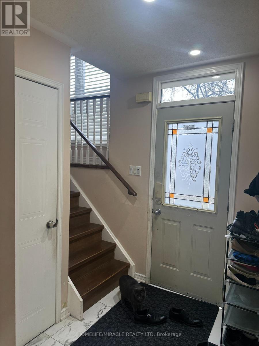 7200 Harding Crescent, Mississauga, ON - Indoor Photo Showing Other Room