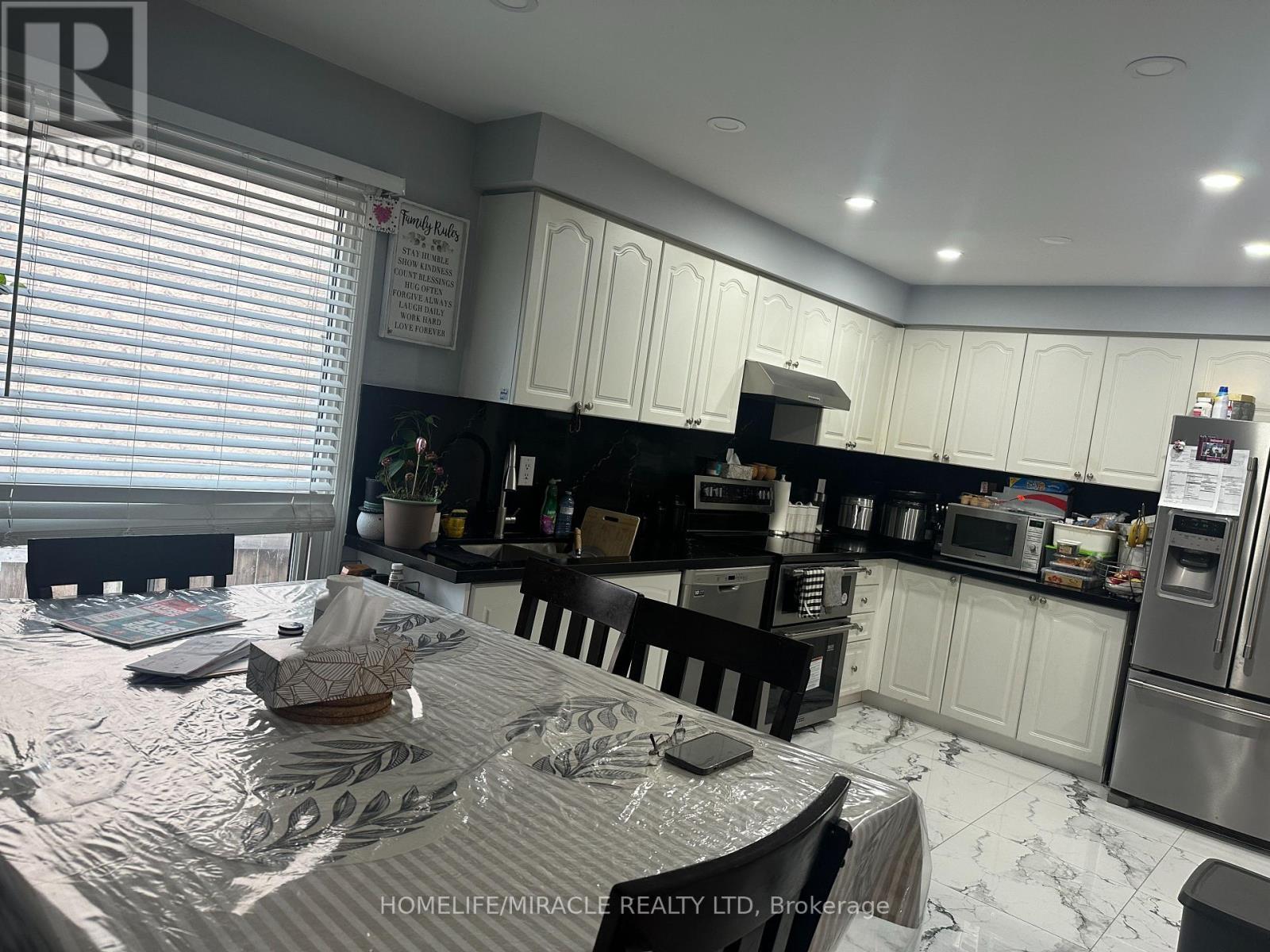 7200 Harding Crescent, Mississauga, ON - Indoor