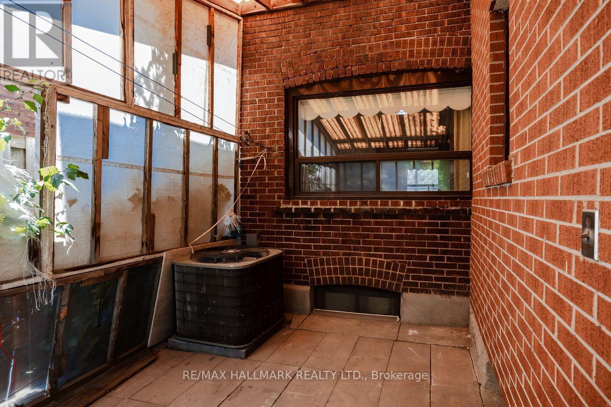 511 Northcliffe Boulevard, Toronto, ON - Indoor Photo Showing Other Room
