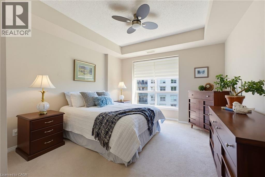 2000 Creekside Drive Unit# 605, Dundas, ON - Indoor Photo Showing Bedroom