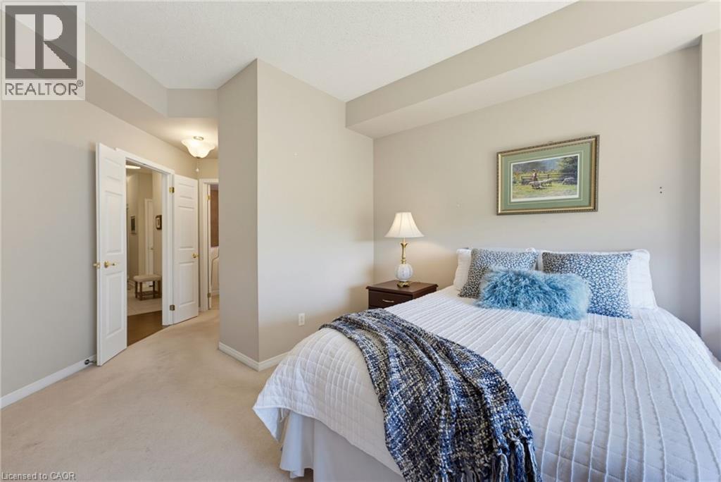 2000 Creekside Drive Unit# 605, Dundas, ON - Indoor Photo Showing Bedroom