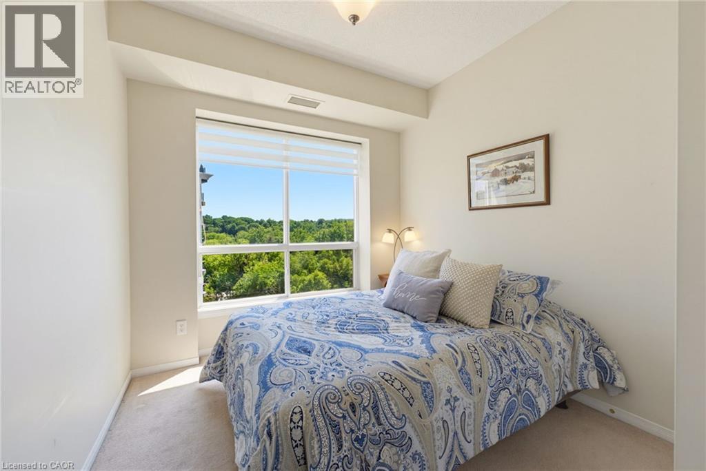 2000 Creekside Drive Unit# 605, Dundas, ON - Indoor Photo Showing Bedroom