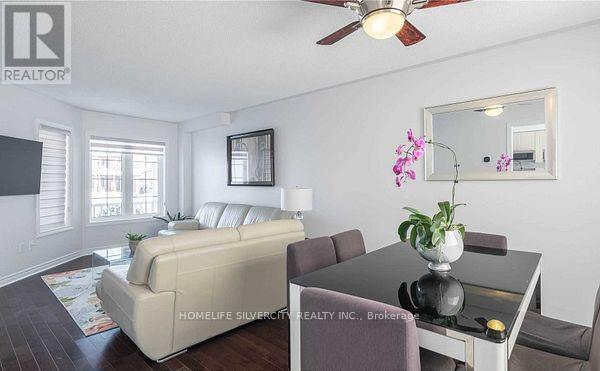 680 Langlaw Drive, Cambridge, ON - Indoor