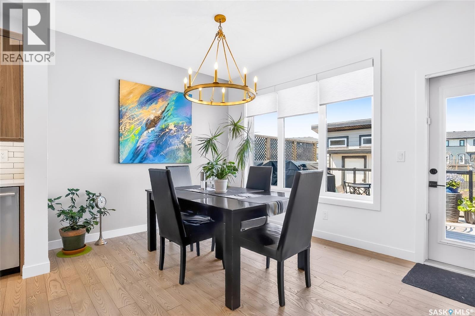 140 Forsey Avenue, Saskatoon, SK - Indoor Photo Showing Dining Room