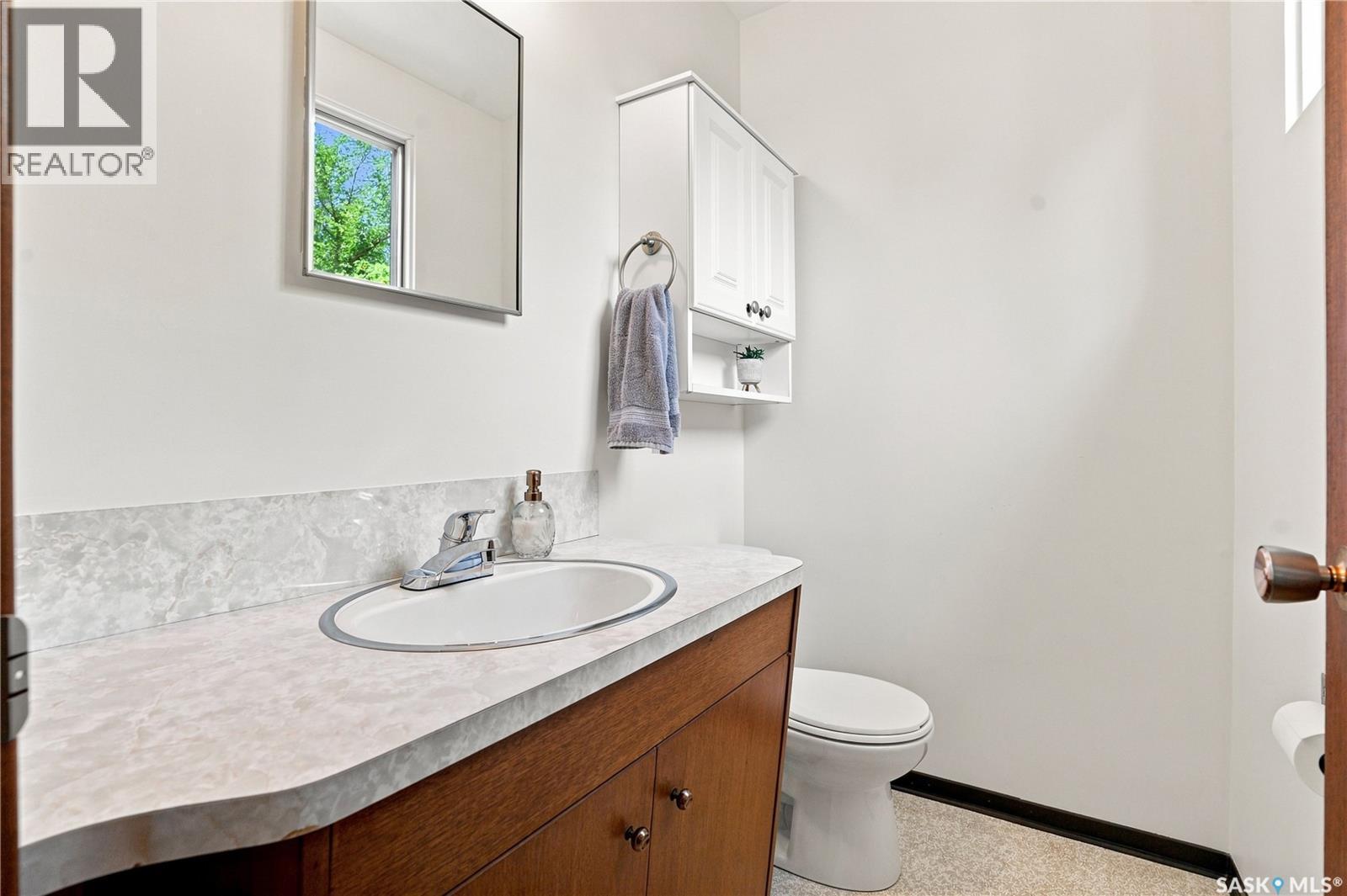 57 Potter Crescent, Saskatoon, SK - Indoor Photo Showing Bathroom