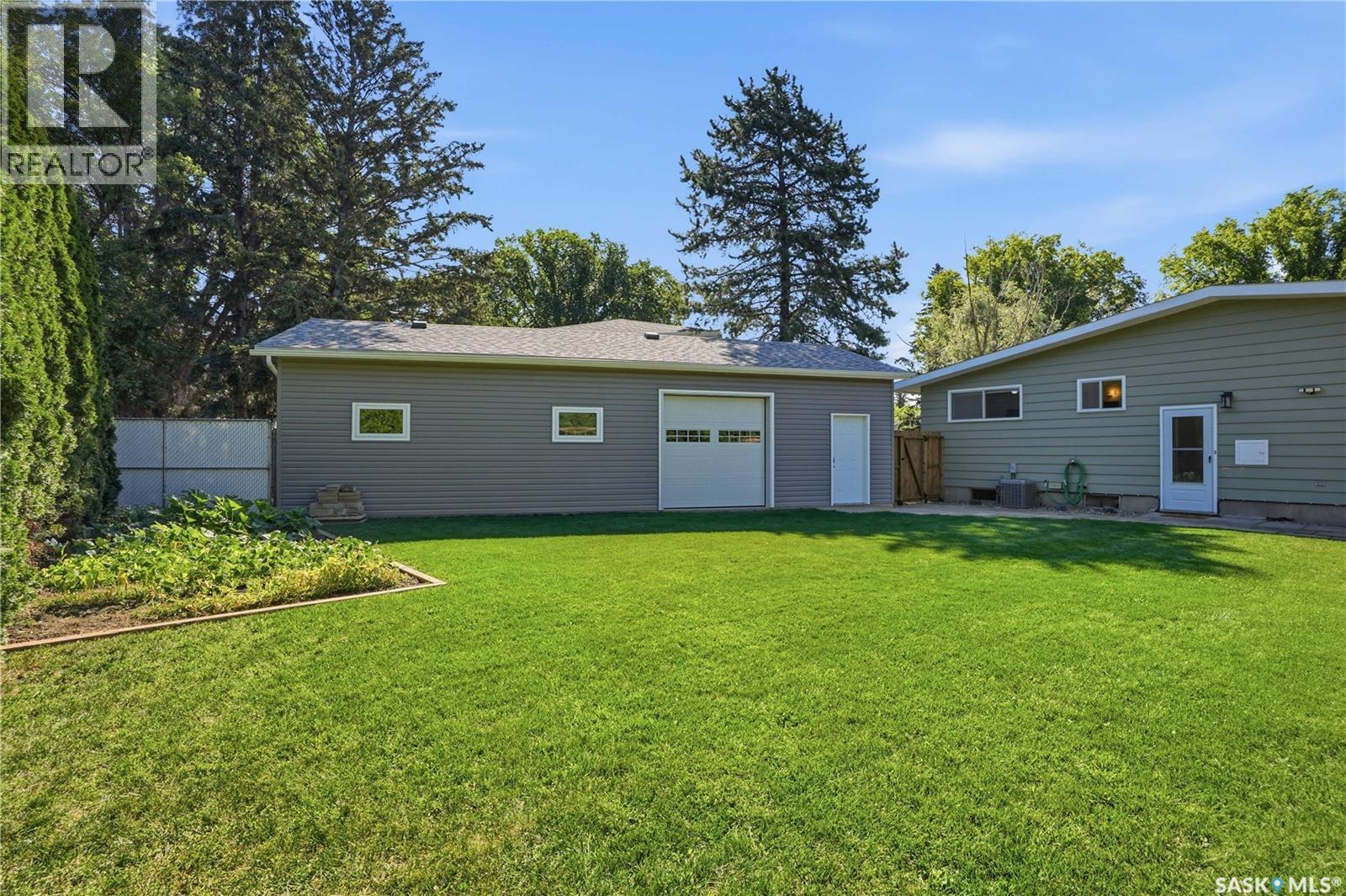 57 Potter Crescent, Saskatoon, SK - Outdoor