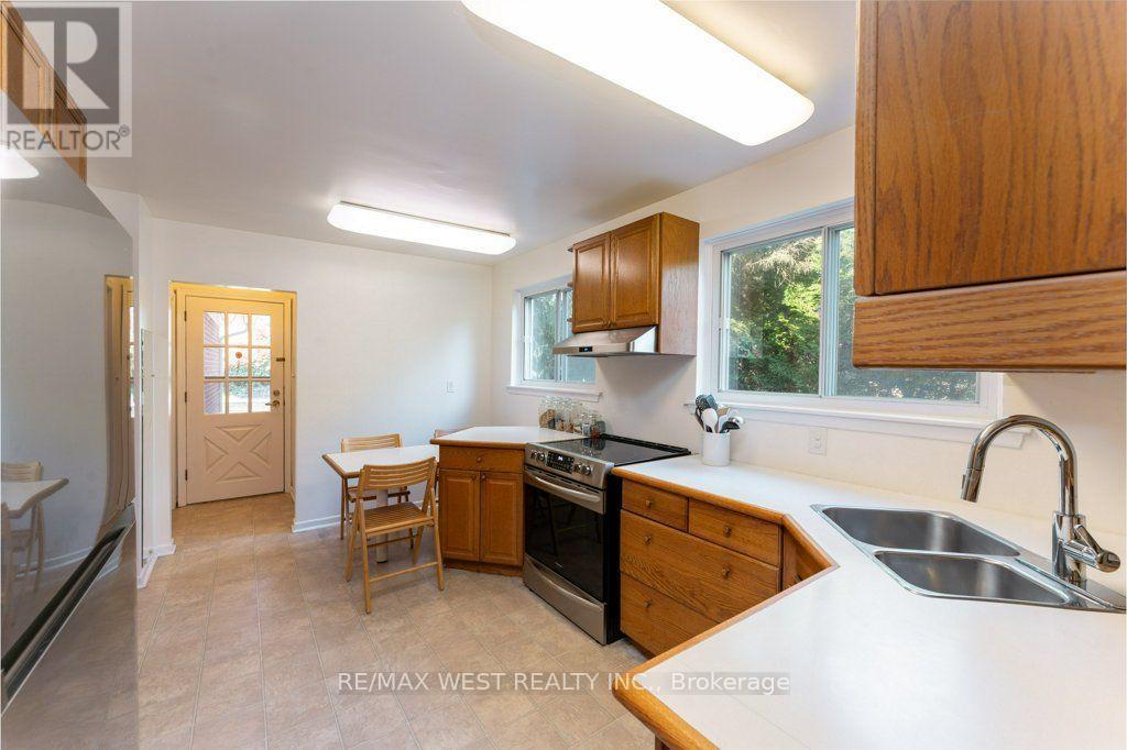 2 Robinter Drive, Toronto, ON - Indoor Photo Showing Kitchen With Double Sink