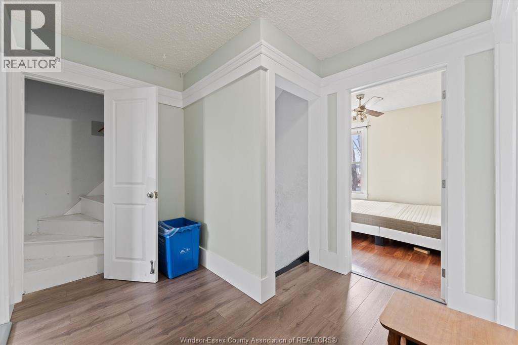 475 Mckay Avenue, Windsor, ON - Indoor