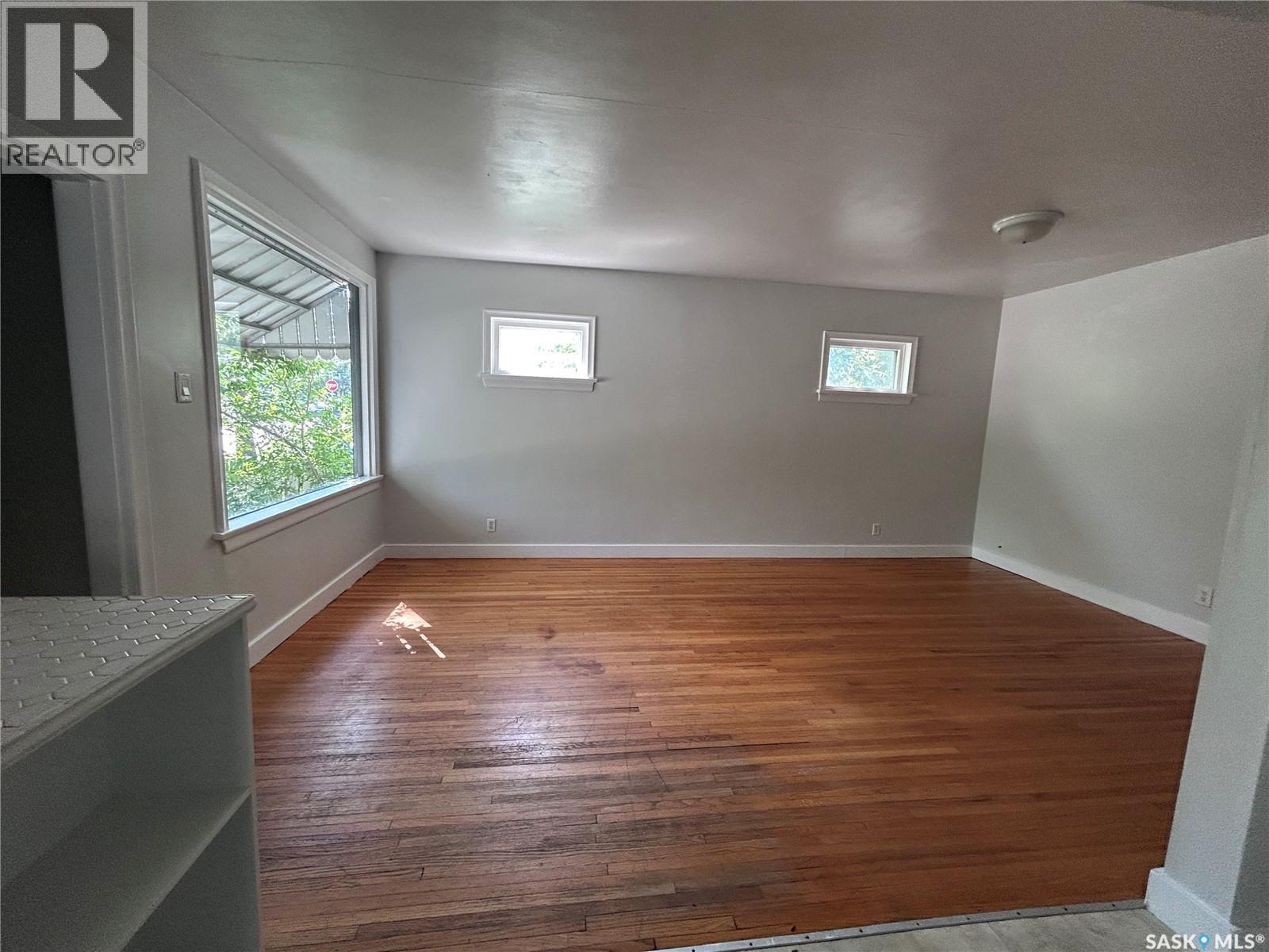 606 Balmoral Street, Saskatoon, SK - Indoor Photo Showing Other Room