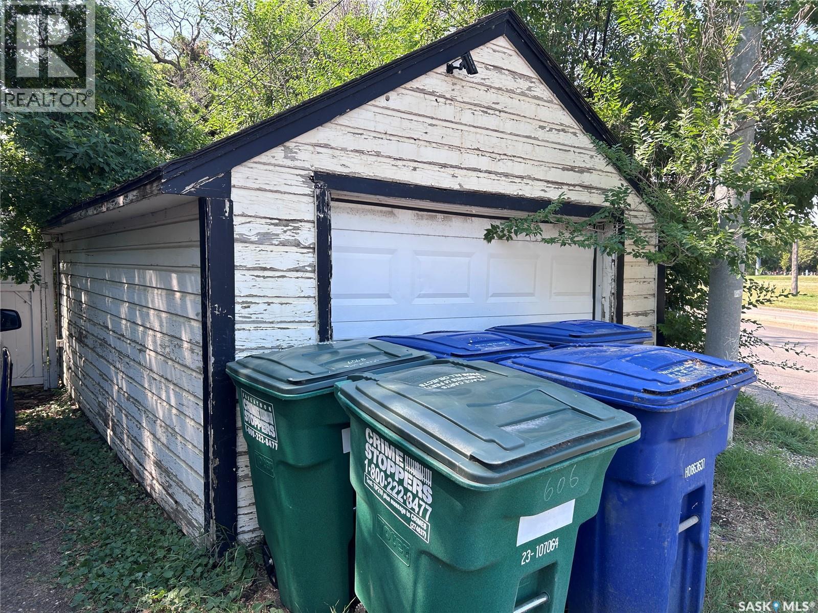 606 Balmoral Street, Saskatoon, SK - Outdoor