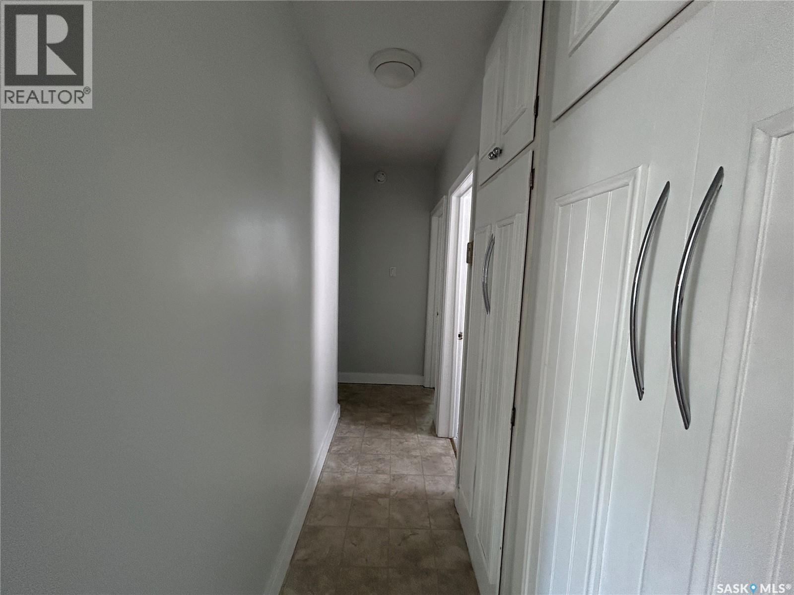 606 Balmoral Street, Saskatoon, SK - Indoor Photo Showing Other Room