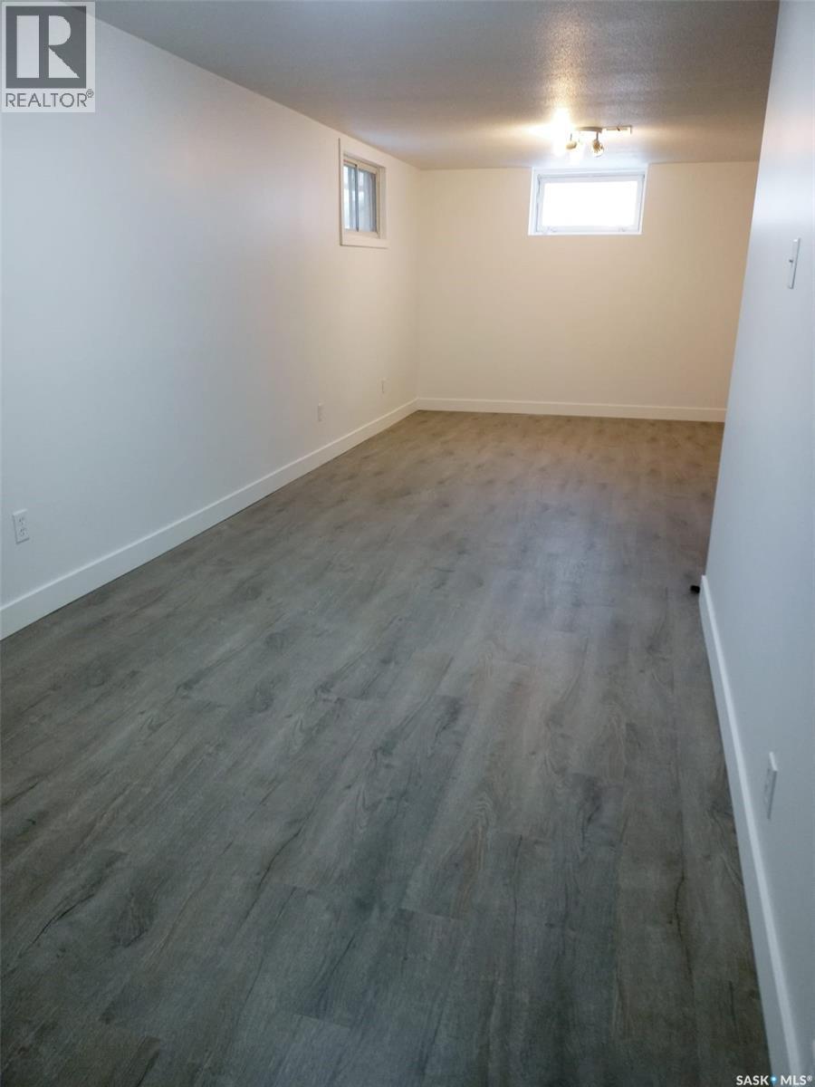 606 Balmoral Street, Saskatoon, SK - Indoor Photo Showing Other Room
