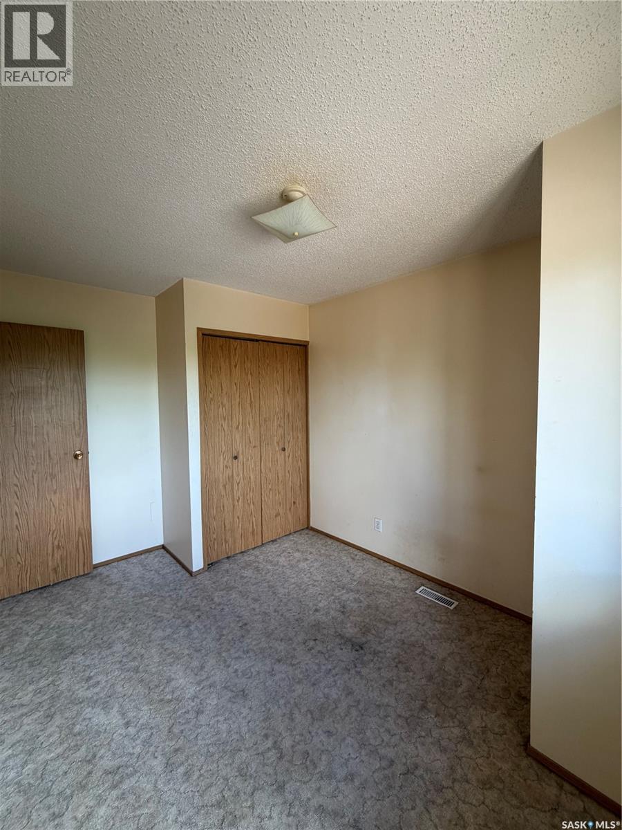 18 Cedar Meadow Drive, Regina, SK